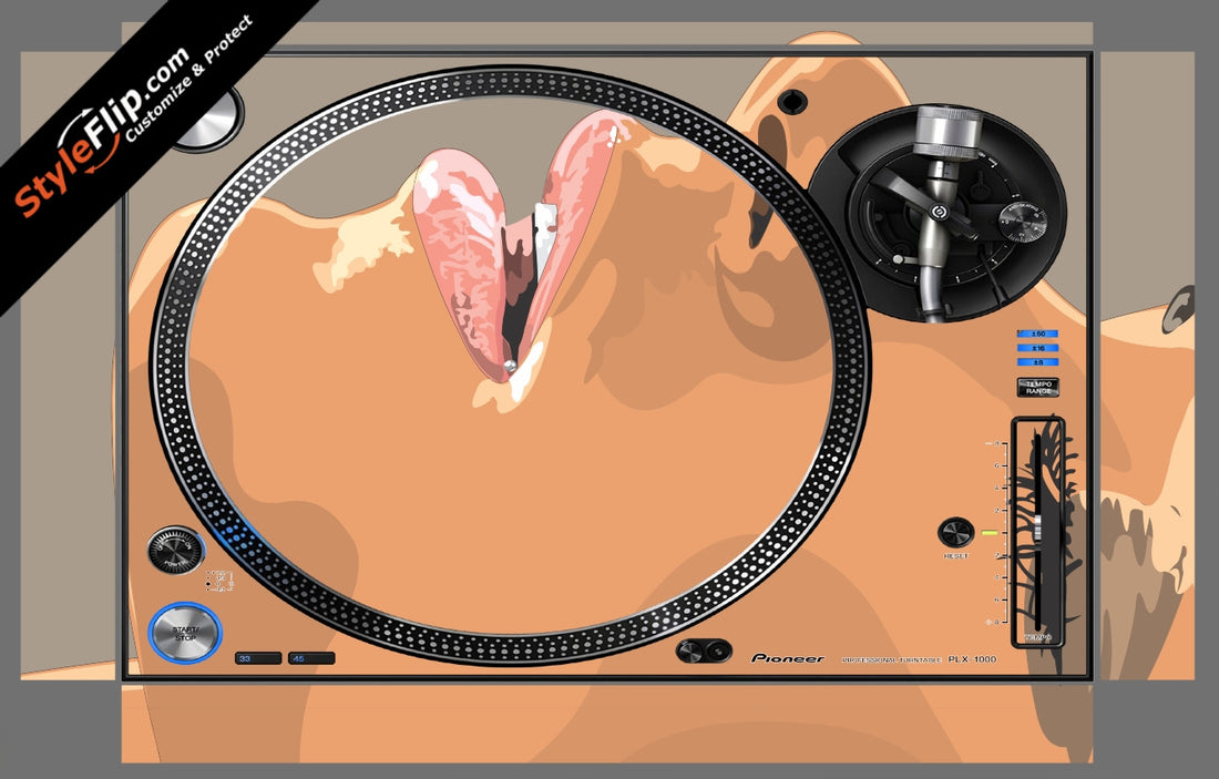 Femme Fatale  Pioneer PLX-1000